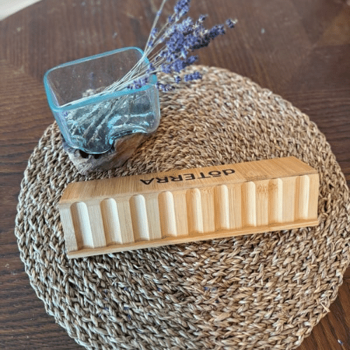 dōTERRA Touch Ölständer Holz